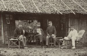 Militairen in Nederlands-Indië, ca. 1895 - ca. 1905 (uitsnede), collectie Rijksmuseum
