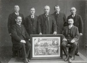 Personeel Drie Hoefijzers ca. 1900 - Bron: Stadsarchief Breda